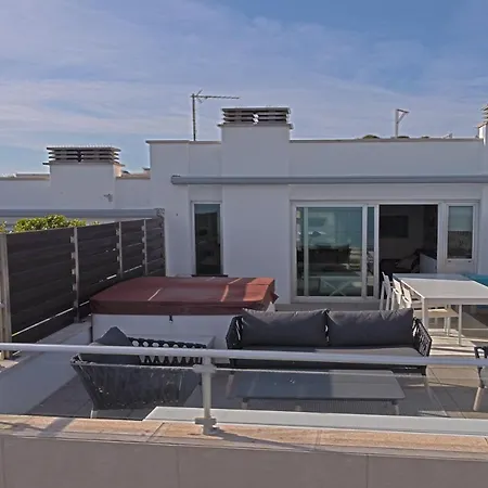 Luxe Penthouse Centrum 300m Strand-8pax Wifi 2parking L'Escala